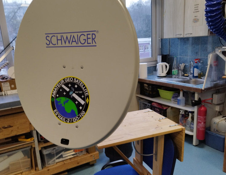 Support Parabole Termine