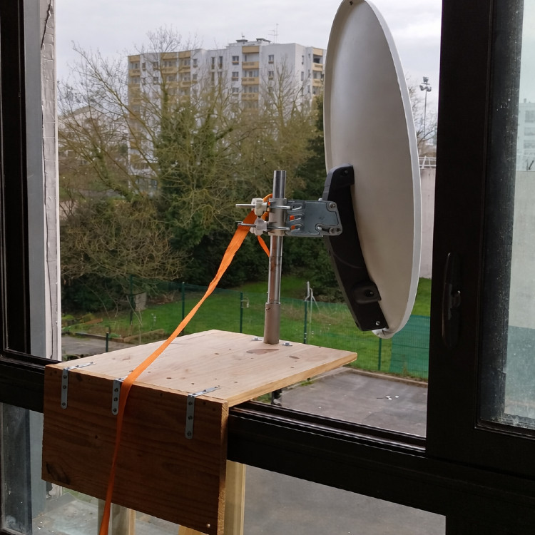 Support Parabole Termine