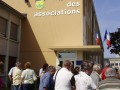 Rassemblement; Devant; Maison; Associations;